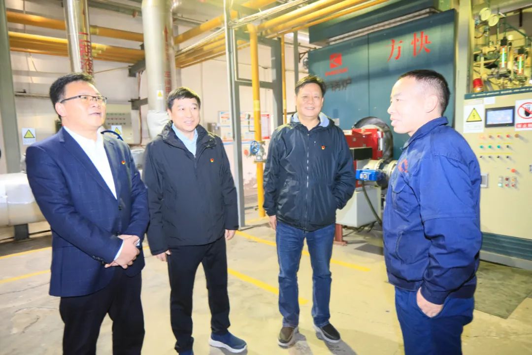 新春慰問送關(guān)懷——集團(tuán)黨委書記、董事長(zhǎng)慰問春節(jié)期間堅(jiān)守崗位的一線職工