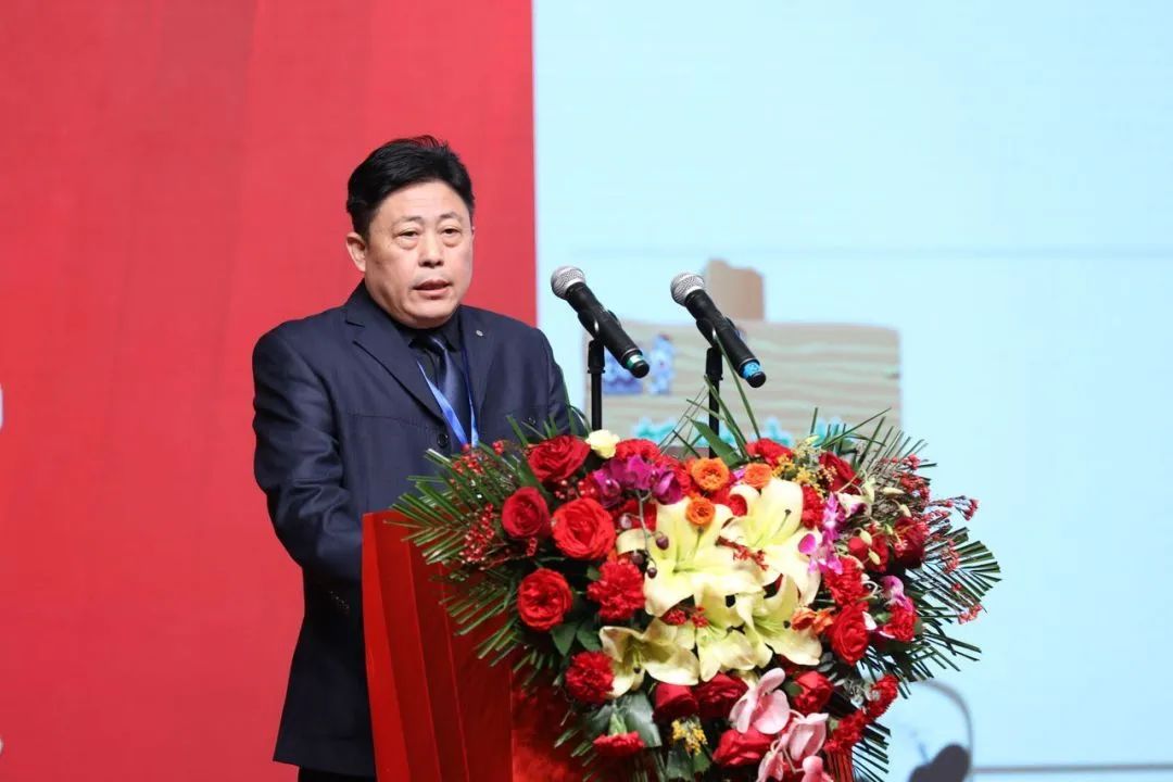 花花牛乳業(yè)30周年暨2024年客戶大會(huì)圓滿召開！