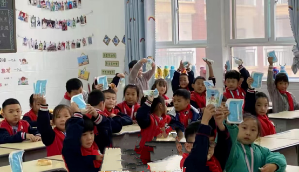 未來可期 健康護航丨花花牛乳業(yè)集團取得學(xué)生飲用奶常、低溫發(fā)酵乳生產(chǎn)資質(zhì)