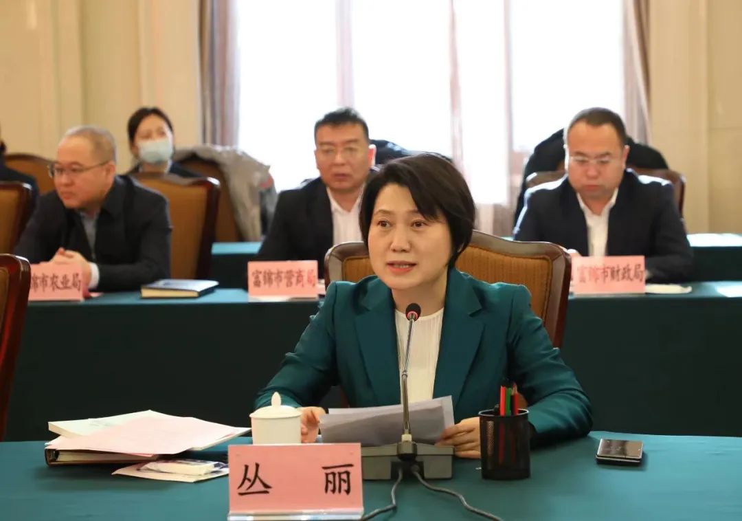 產(chǎn)業(yè)聯(lián)動(dòng)促發(fā)展 合作共贏創(chuàng)未來 | 佳木斯市政府、富錦市政府與花花牛乳業(yè)集團(tuán)正式簽署戰(zhàn)略合作協(xié)議