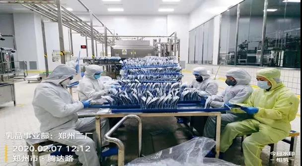 花花牛 | 疾風來臨，你是不是勁草？