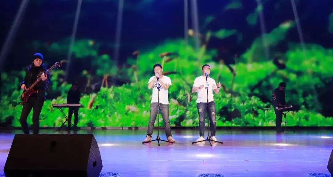 “贏在2019”，花花牛乳業(yè)集團2019年新春晚會盛大開幕