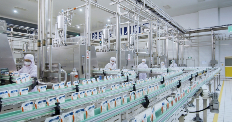 花花牛｜同舟共濟抗疫保供，全力守護鄭州市民“奶瓶子”