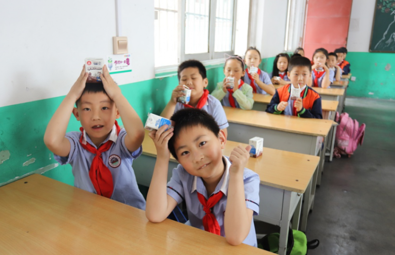 花花牛|六一關愛兒童，讓愛灑滿人間